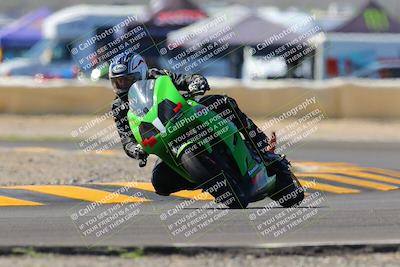 media/Oct-09-2022-SoCal Trackdays (Sun) [[95640aeeb6]]/Turn 2 (1110am)/